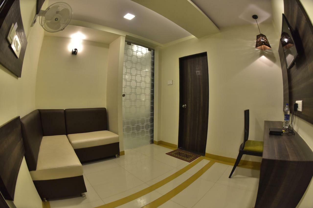Hotel Fabexpress Time Square Thane Exterior foto